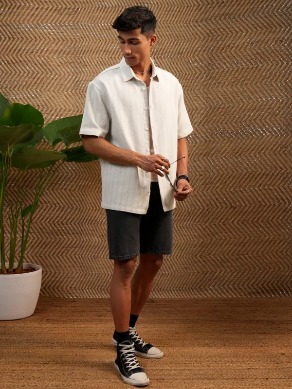 Locomotive Men Beige Textured Oversized Fit Casual Shirt