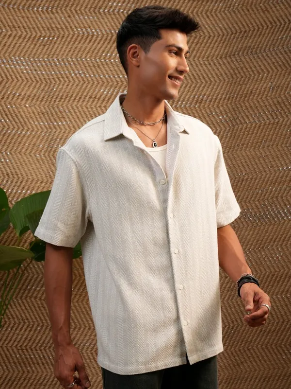 Locomotive Men Beige Textured Oversized Fit Casual Shirt