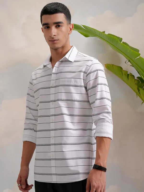 Highlander Men Black Striped Slim Fit Casual Shirt