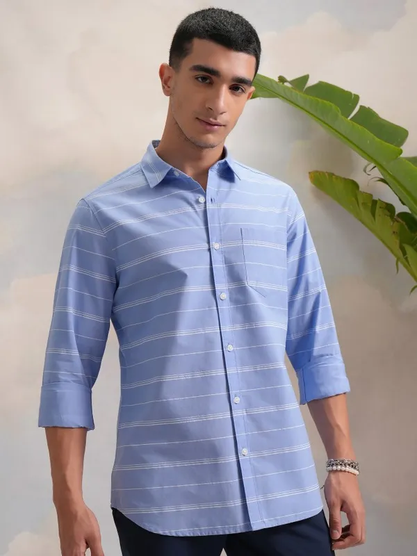 Highlander Men Blue Striped Slim Fit Casual Shirts