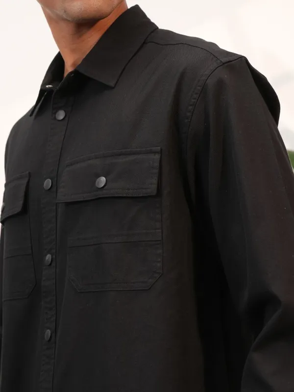  Locomotive Men Black Solid Slim Fit Casual Shirts