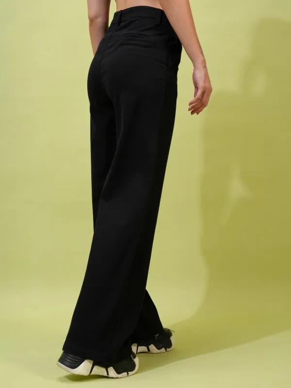  Tokyo Talkies Women Black Solid Straight Fit Casual Trousers
