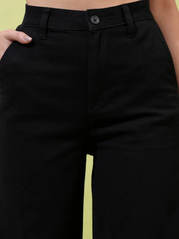  Tokyo Talkies Women Black Solid Straight Fit Casual Trousers