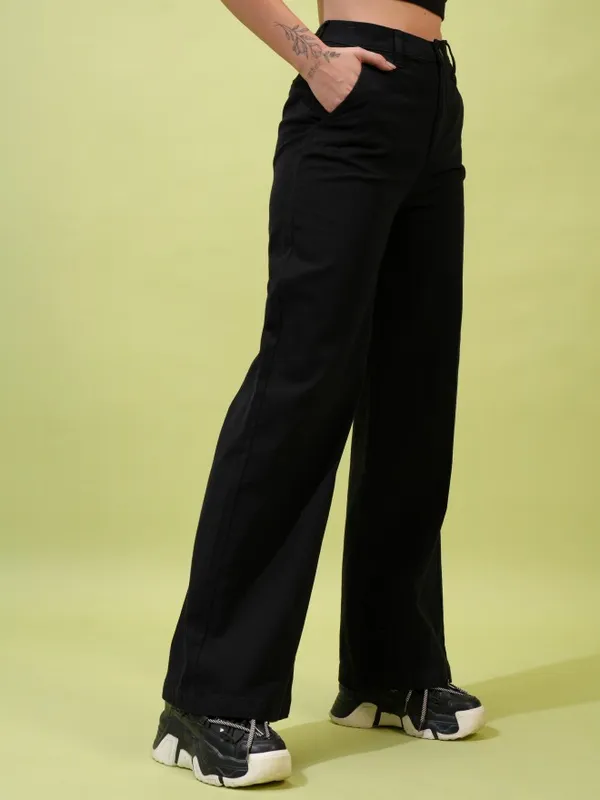  Tokyo Talkies Women Black Solid Straight Fit Casual Trousers