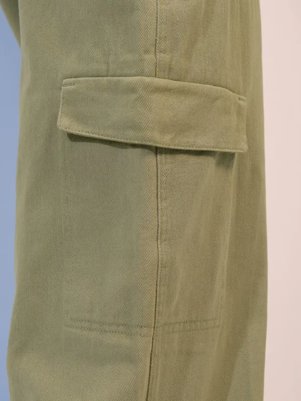 Tokyo Talkies Women Green Solid Flared Casual Trouser