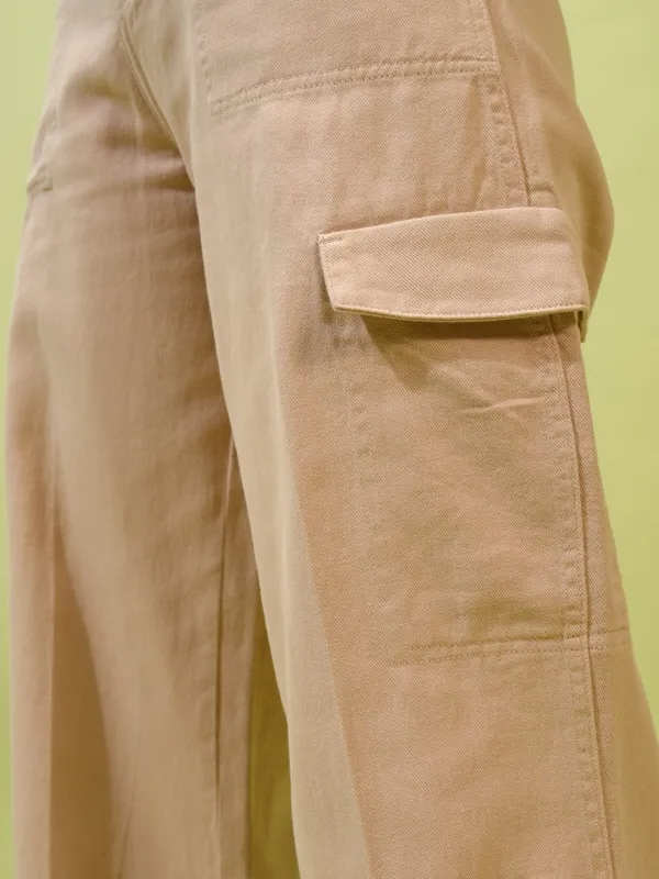 Solid Flared Cargos