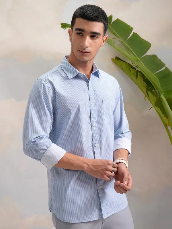 Highlander Men Blue Striped Slim Fit Casual Shirt