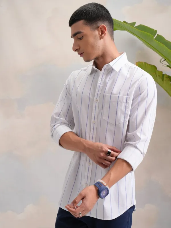  Highlander Men Multi Striped Slim Fit Casual Shirts