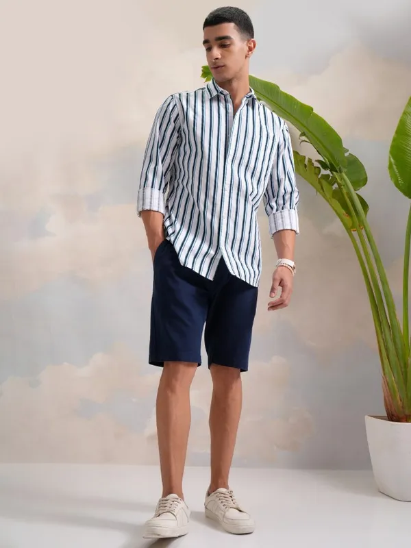  Highlander Men White Striped Slim Fit Casual Shirts