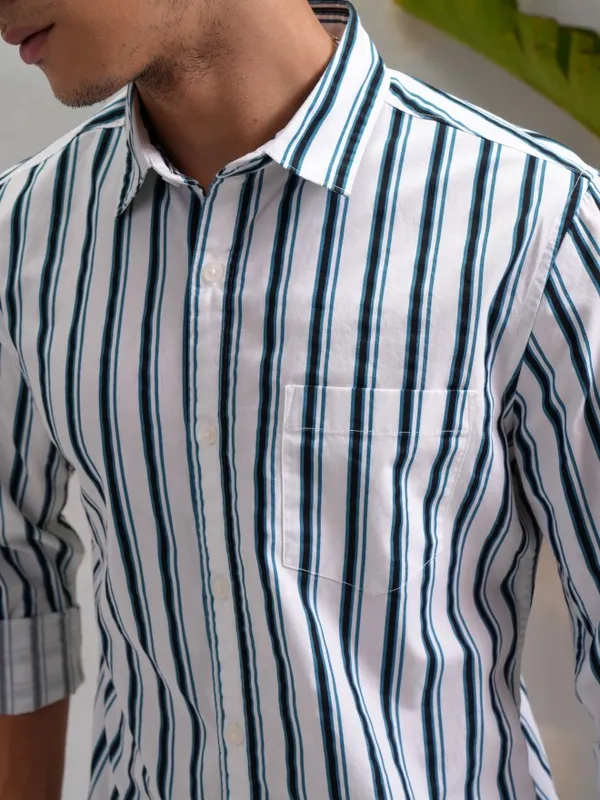  Highlander Men White Striped Slim Fit Casual Shirts
