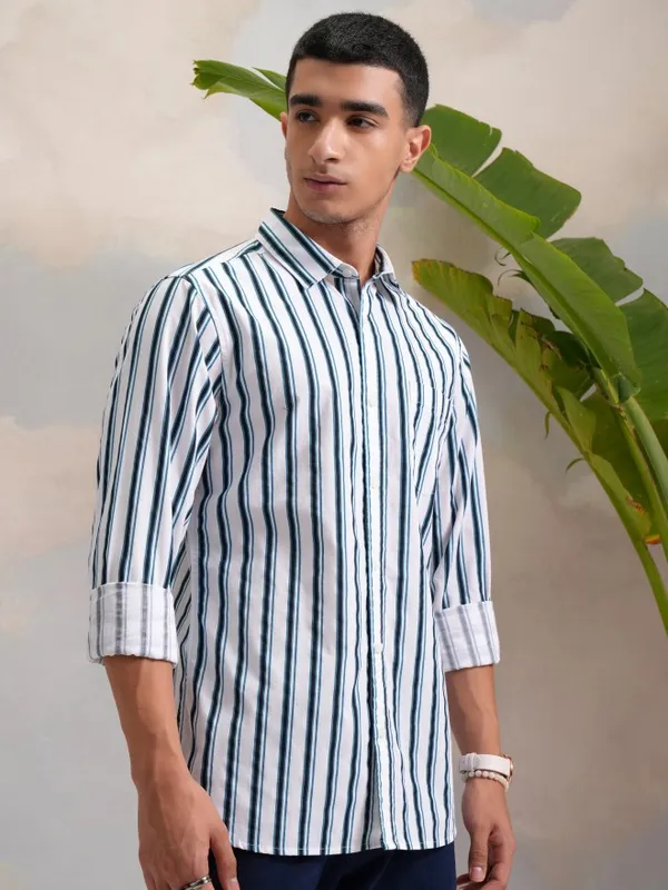  Highlander Men White Striped Slim Fit Casual Shirts