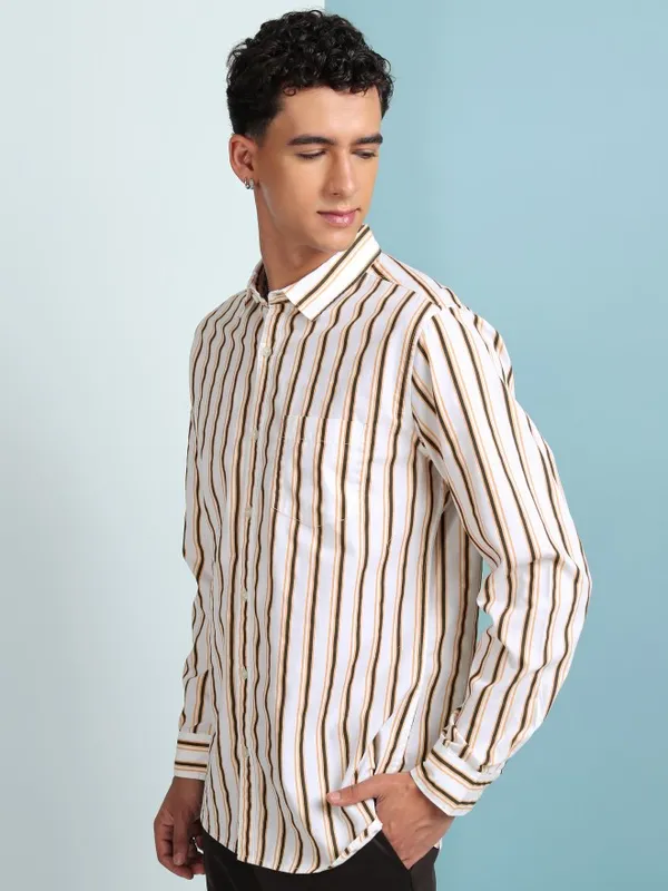 Highlander Men White Striped Slim Fit Casual Shirt