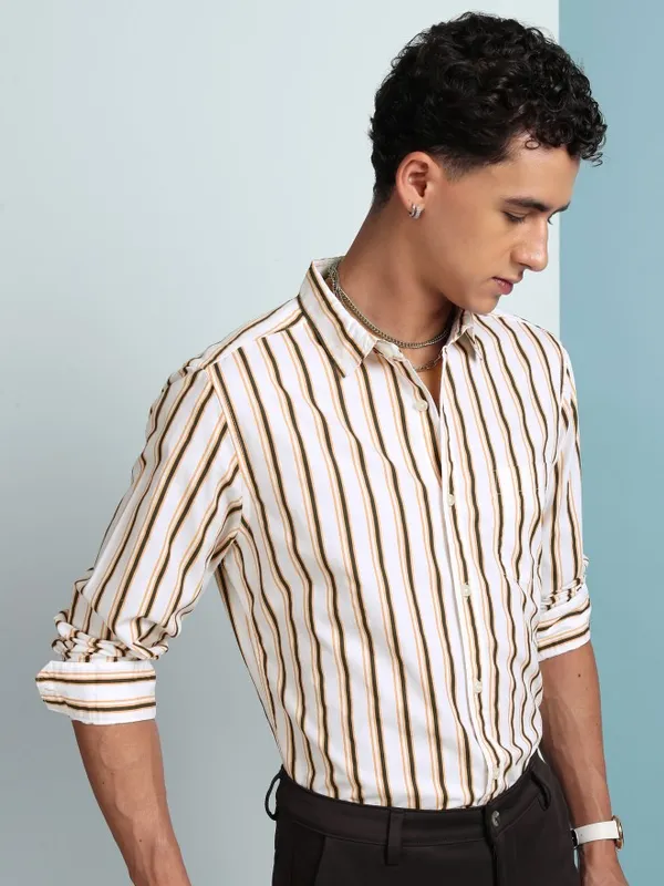 Highlander Men White Striped Slim Fit Casual Shirt