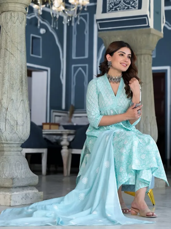  Vishudh Women Blue Printed Kurta Sets