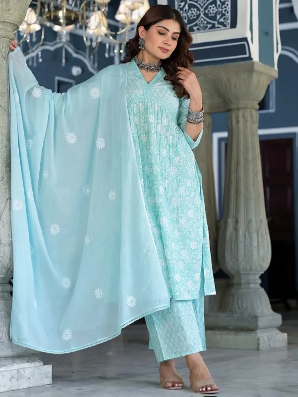  Vishudh Women Blue Printed Kurta Sets