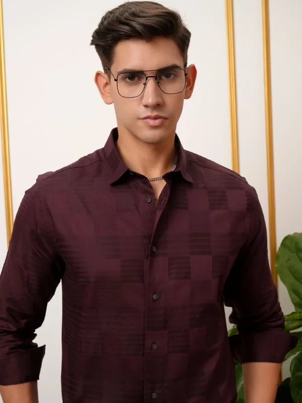 Locomotive Men Maroon Self Design Slim Fit Casual Shirts