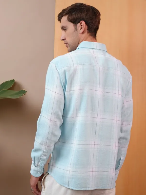  Locomotive Men Blue Checked Regular Fit Casual Shirts