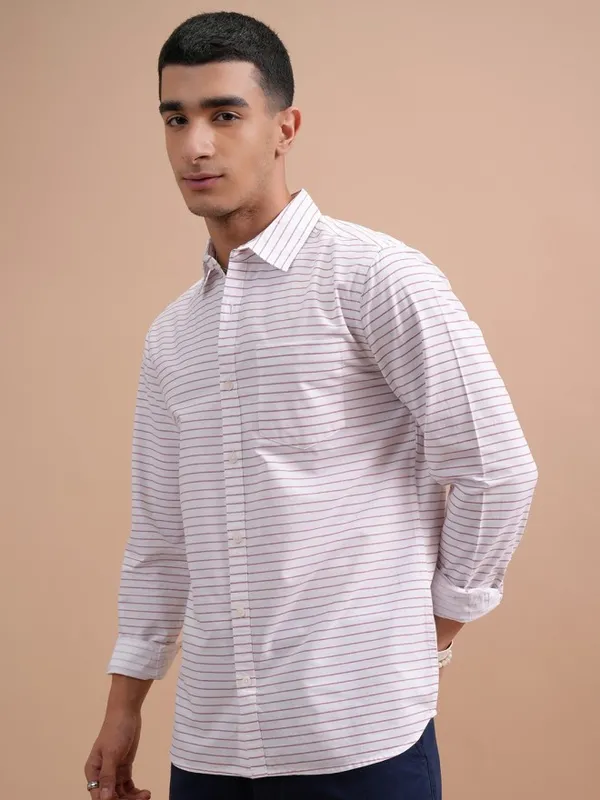 Highlander Men White Striped Slim Fit Casual Shirts