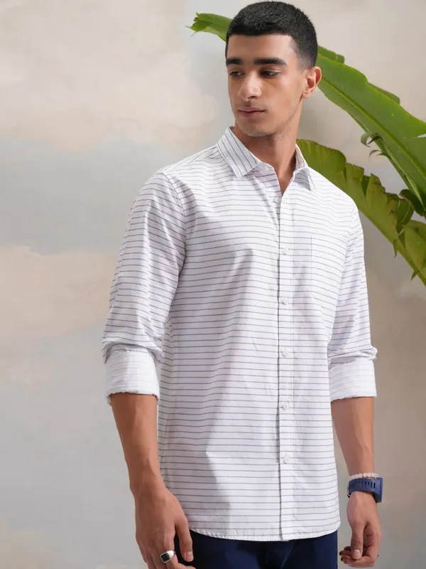Highlander Men Black Striped Slim Fit Casual Shirt