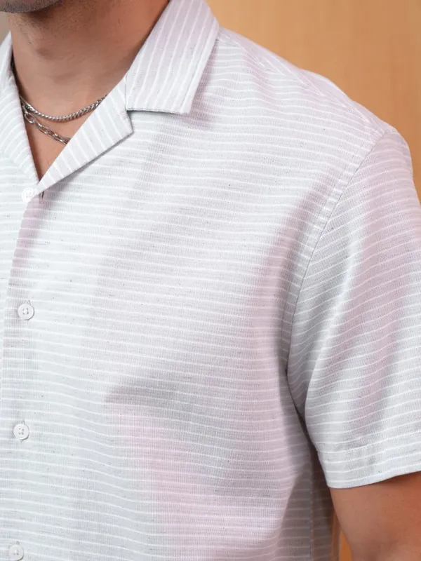  Locomotive Men Grey Striped Regular Fit Casual Shirts