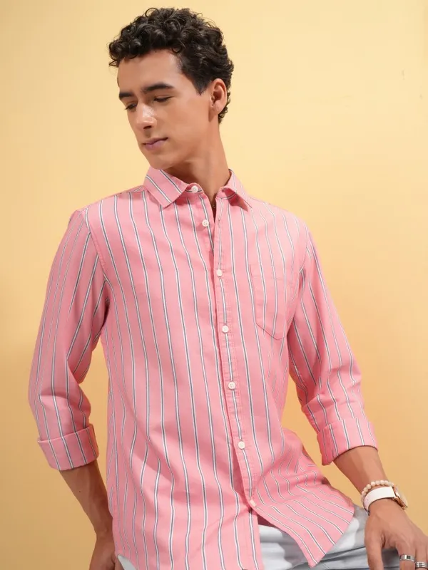  Highlander Men Pink Striped Slim Fit Casual Shirts