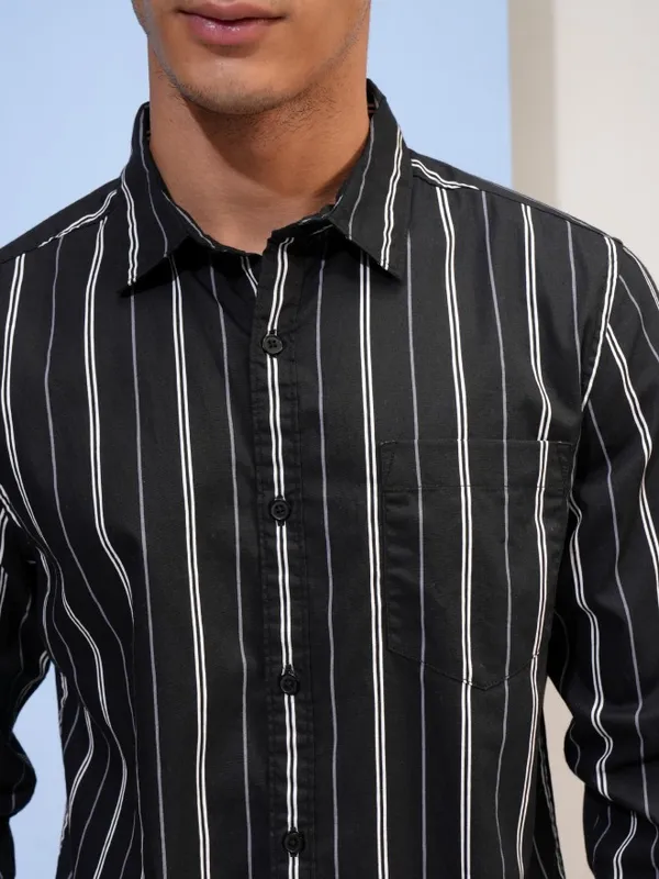  Highlander Men Black Striped Slim Fit Casual Shirts