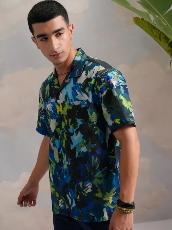  Highlander Men Multi Printed Regular Fit Casual Shirts