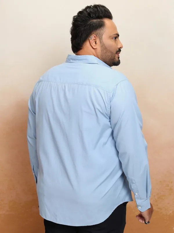 Xtra Ordinary By Highlander Men Blue Solid Regular Fit Casual Shirt