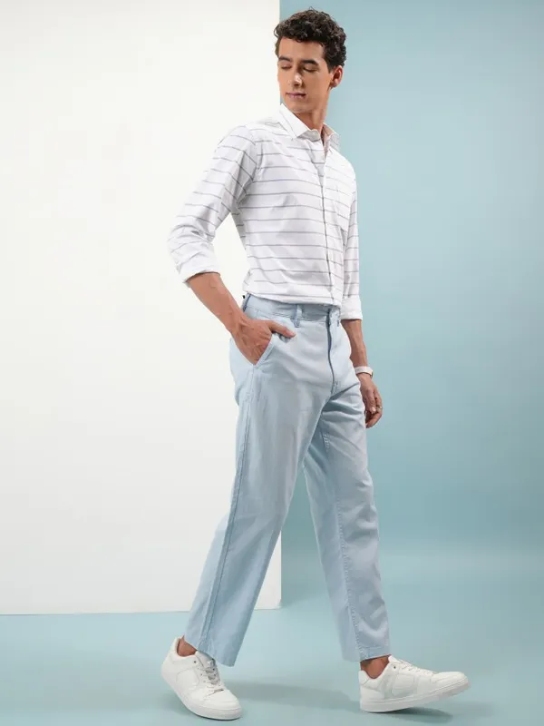  Highlander Men White Striped Slim Fit Casual Shirts