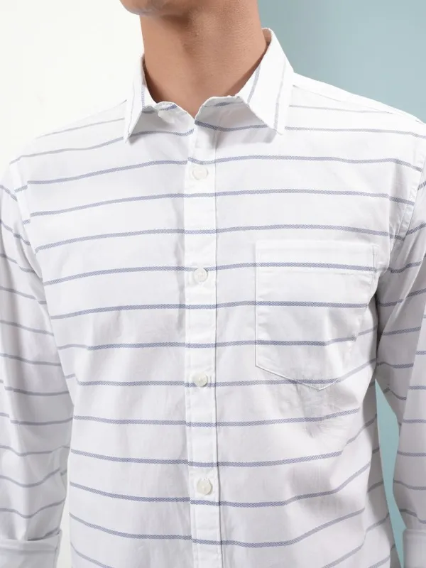  Highlander Men White Striped Slim Fit Casual Shirts