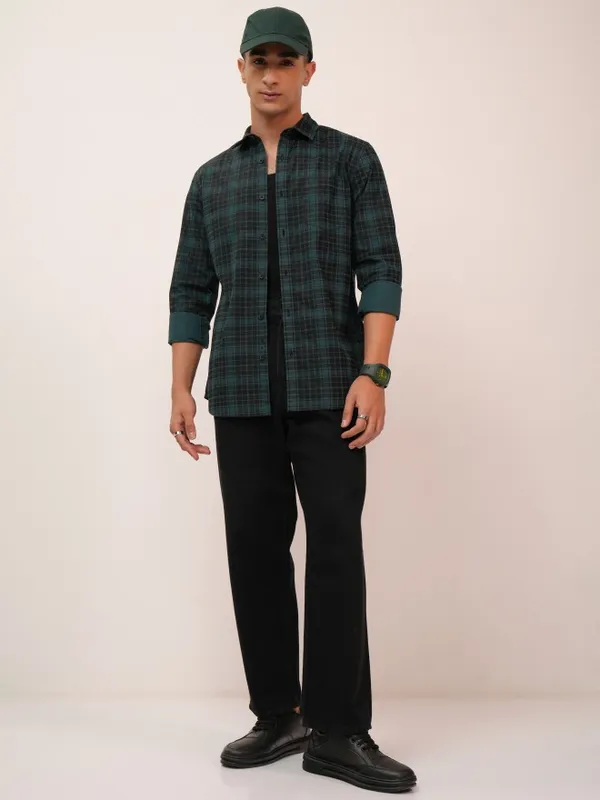 Highlander Men Teal Checked Slim Fit Casual Shirts