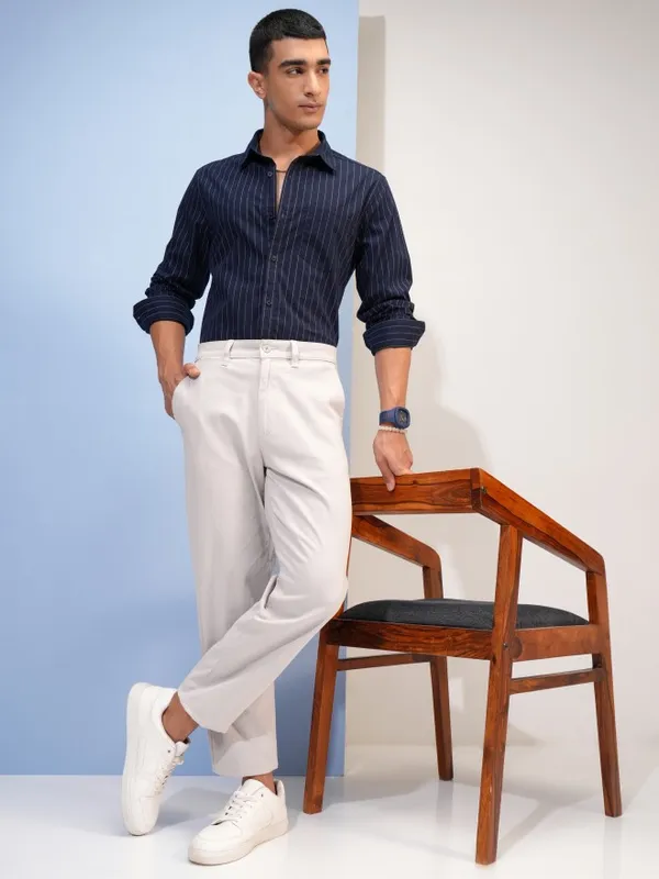  Highlander Men Navy Blue Striped Slim Fit Casual Shirts