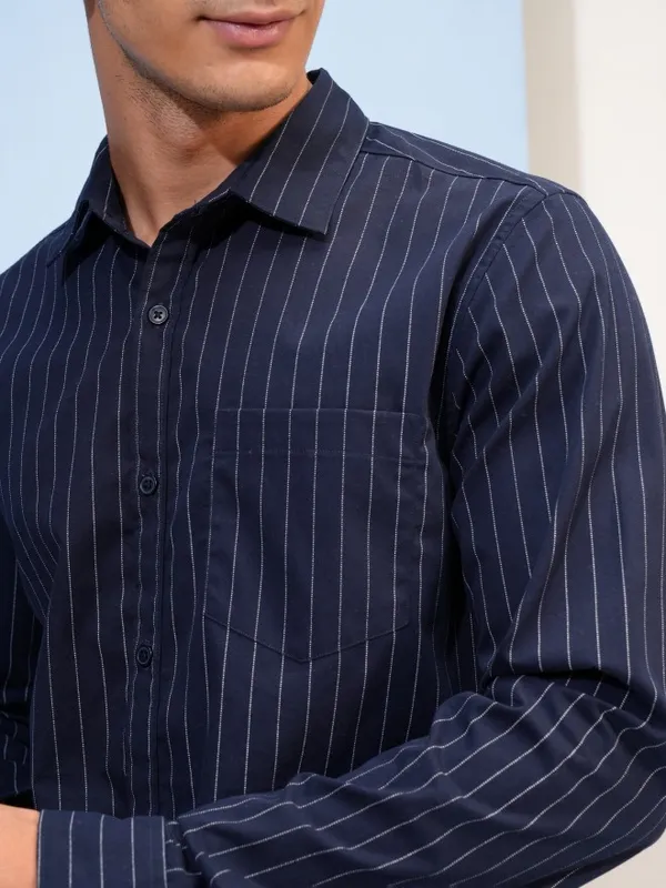  Highlander Men Navy Blue Striped Slim Fit Casual Shirts