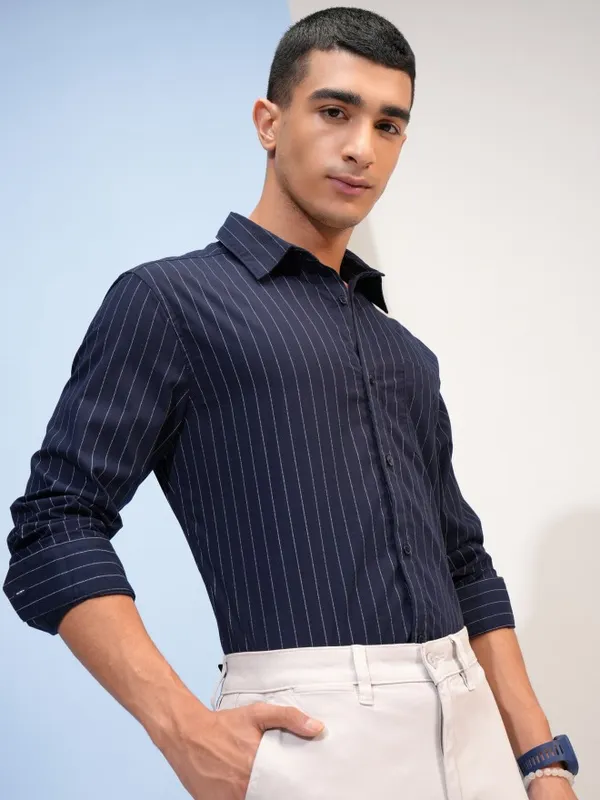  Highlander Men Navy Blue Striped Slim Fit Casual Shirts