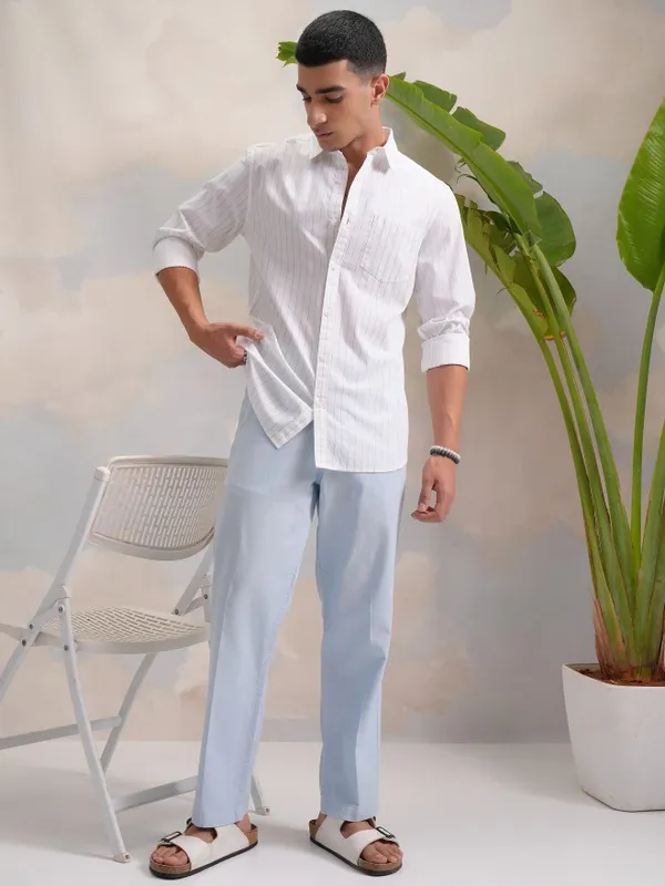 Highlander Men Black Striped Slim Fit Casual Shirt