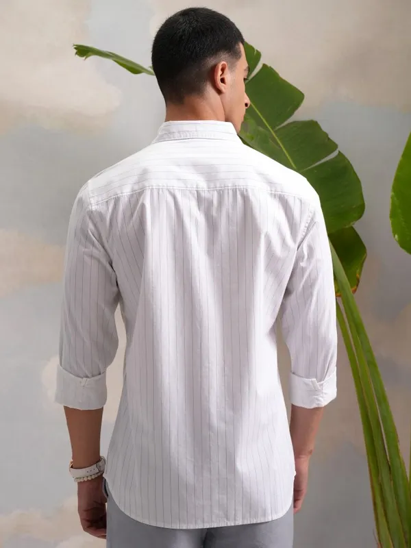 Highlander Men Multi Striped Slim Fit Casual Shirts