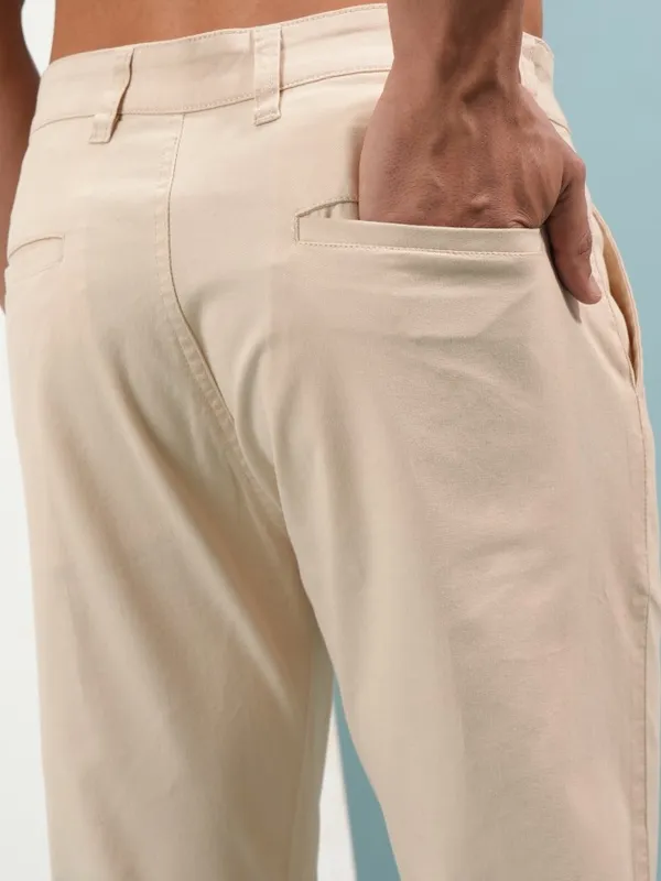  Highlander Men Beige Slim Fit Solid Casual Trousers