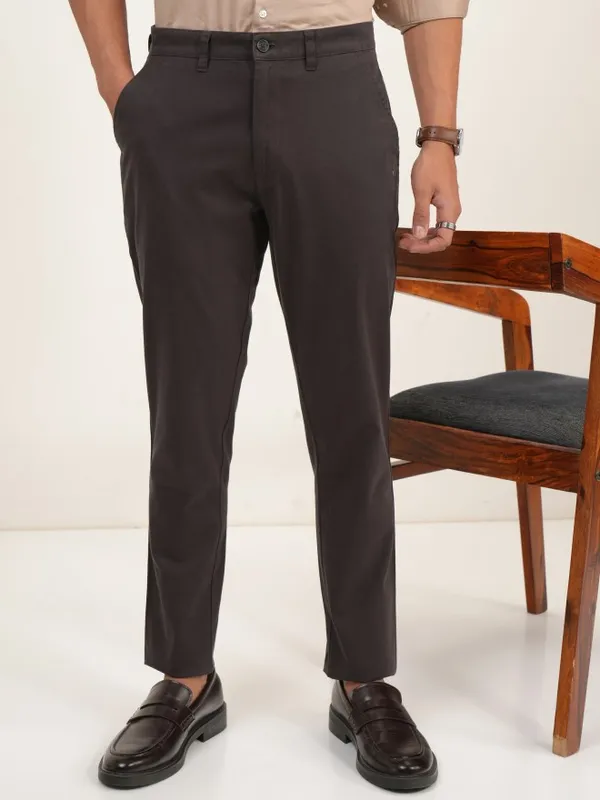  Highlander Men Charcoal Tapered Fit Solid Casual Trousers
