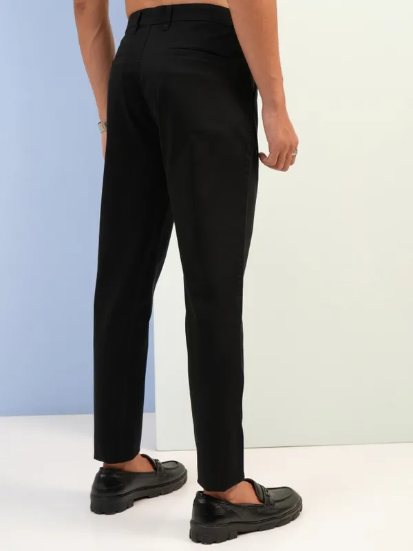  Highlander Men Black Tapered Fit Solid Casual Trousers