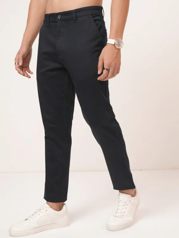  Highlander Men Navy Blue Tapered Fit Solid Casual Trousers
