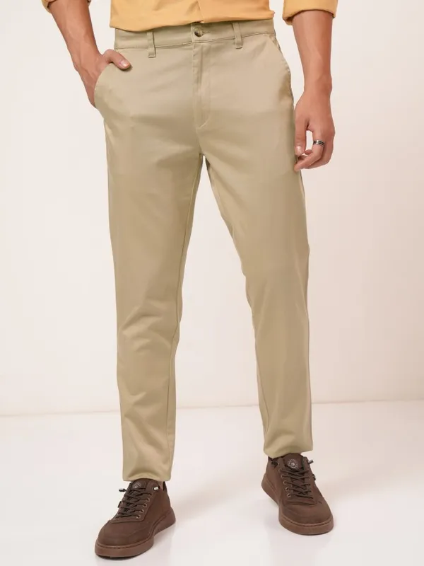  Highlander Men Beige Tapered Fit Solid Casual Trousers