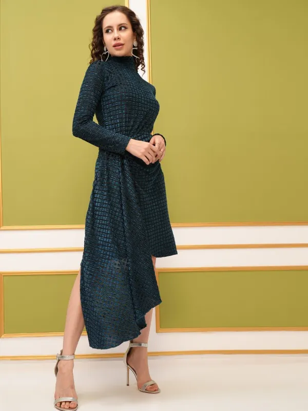  Tokyo Talkies Women Teal Self Design Sheath Dresses