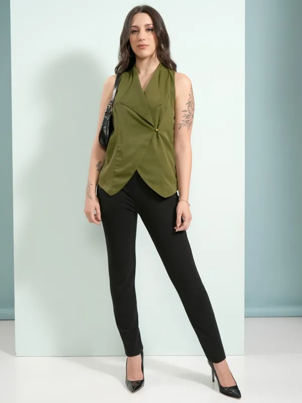  Tokyo Talkies Women Black Solid Skinny Fit Casual Trousers
