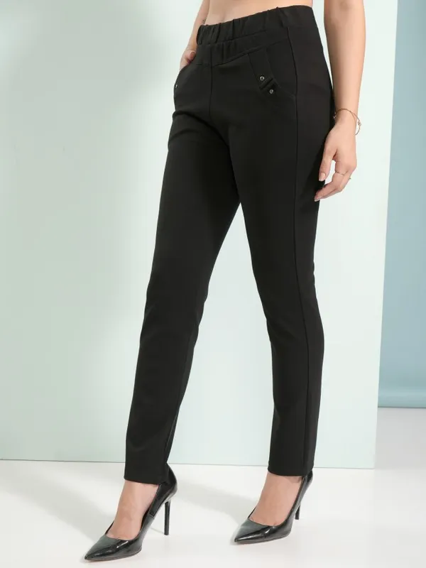  Tokyo Talkies Women Black Solid Skinny Fit Casual Trousers