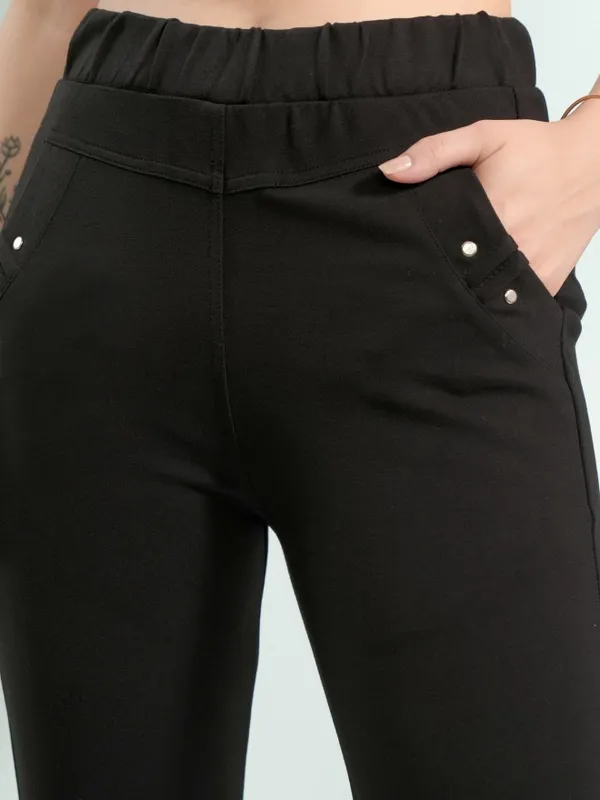  Tokyo Talkies Women Black Solid Skinny Fit Casual Trousers