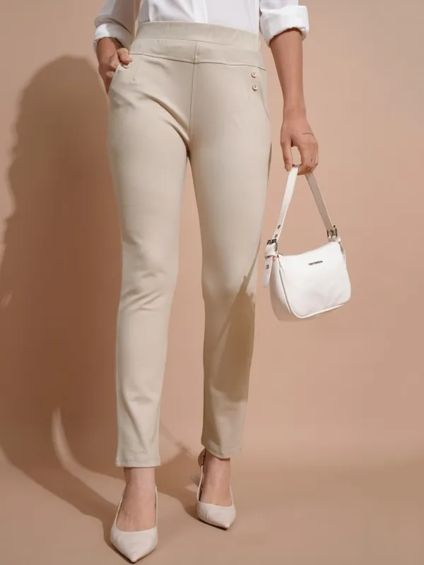 Solid Skinny Fit Regular Trousers