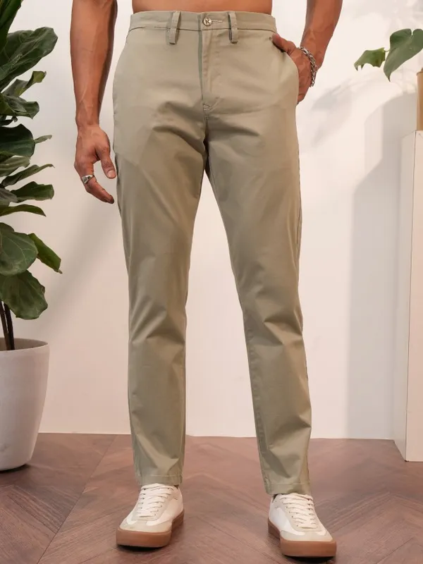  Locomotive Men Beige Regular Fit Solid Casual Trousers