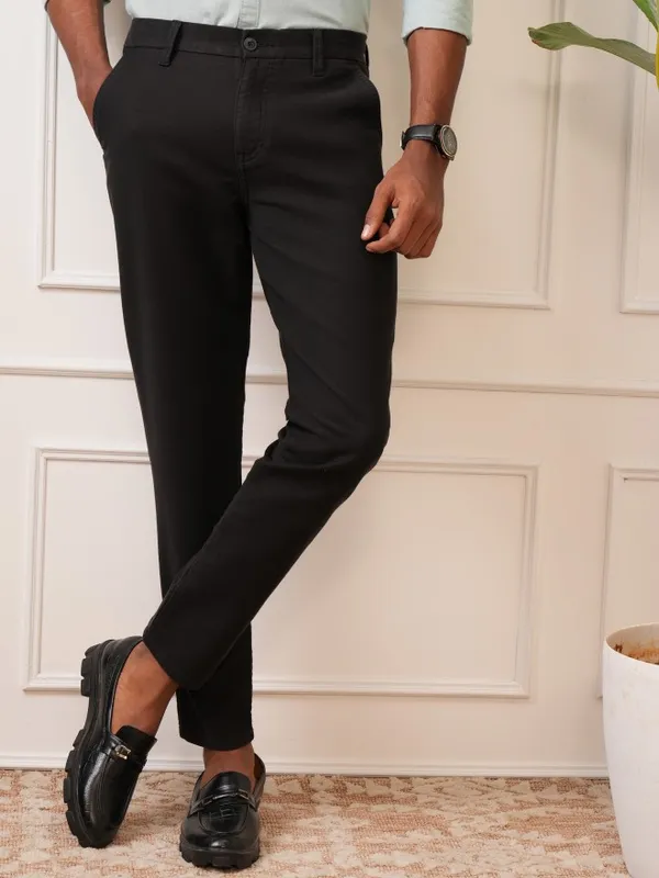  Locomotive Men Black Regular Fit Solid Casual Trousers