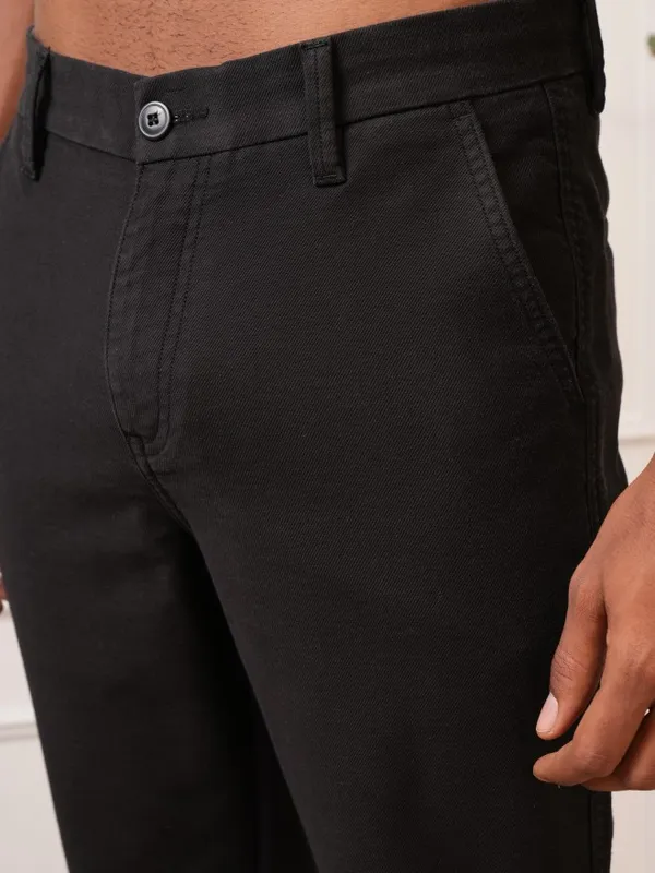  Locomotive Men Black Regular Fit Solid Casual Trousers