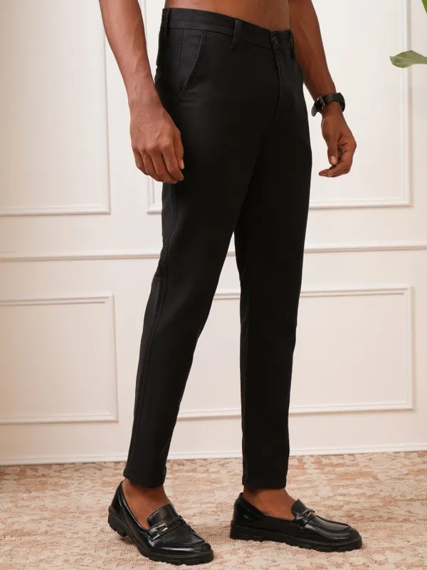  Locomotive Men Black Regular Fit Solid Casual Trousers